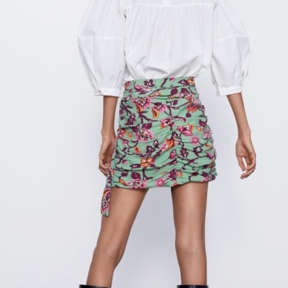 zara draped high waisted sage green floral mini skirt ruffle side zip Large L - Picture 3 of 12